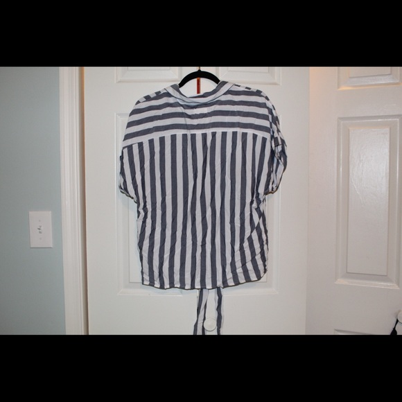 Blue & white Striped tie shirt. - Picture 2 of 4